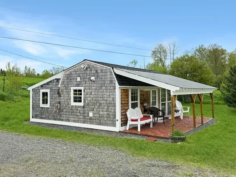718 Reed Road Colebrook NH 03576