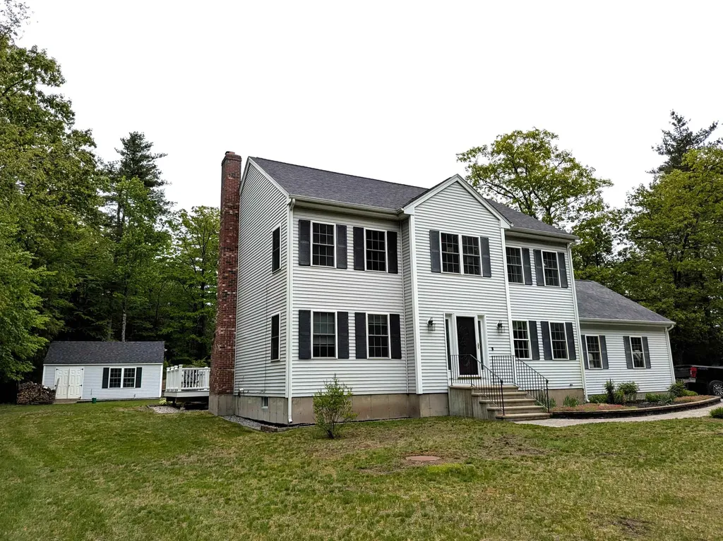 29 Bear Run Temple NH 03084