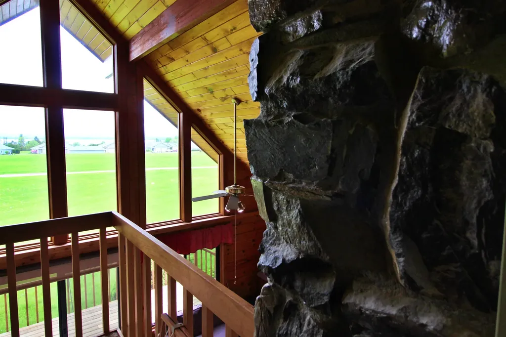 8 Maynard Court Grand Isle VT 05458