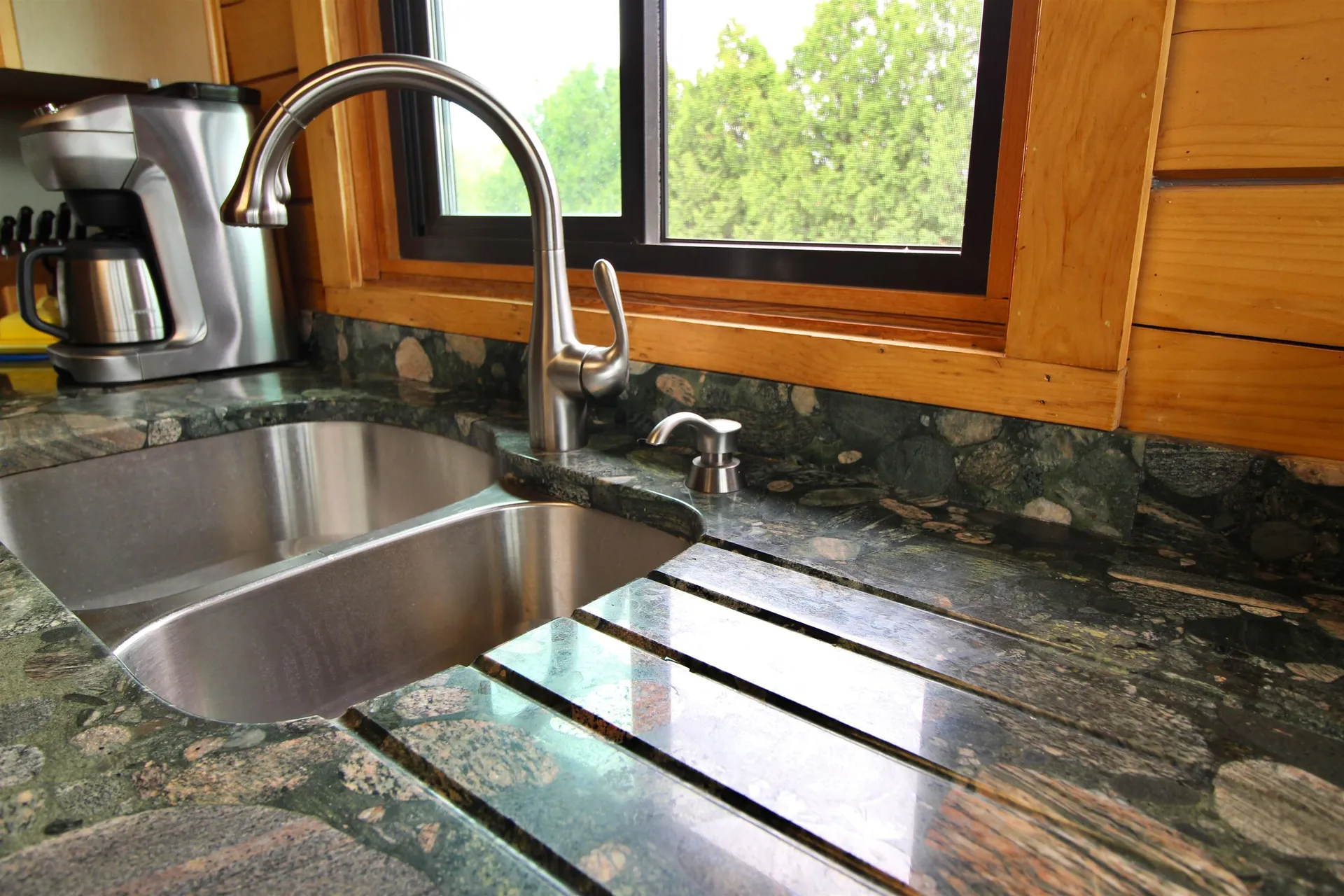 8 Maynard Court Grand Isle VT 05458