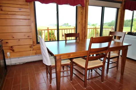 8 Maynard Court Grand Isle VT 05458