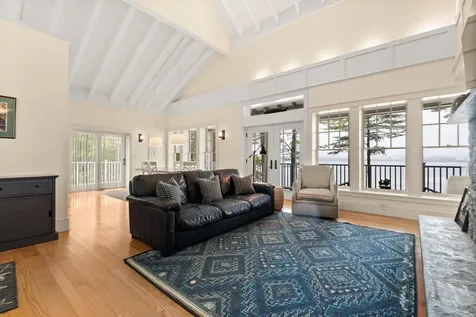 8 Wisteria Lane Eliot ME 03903