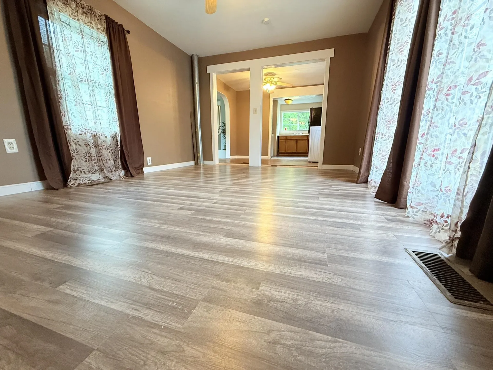19 Gambier Street Claremont NH 03743