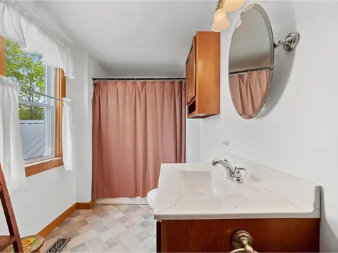 183 Morrie Road Washington VT 05675