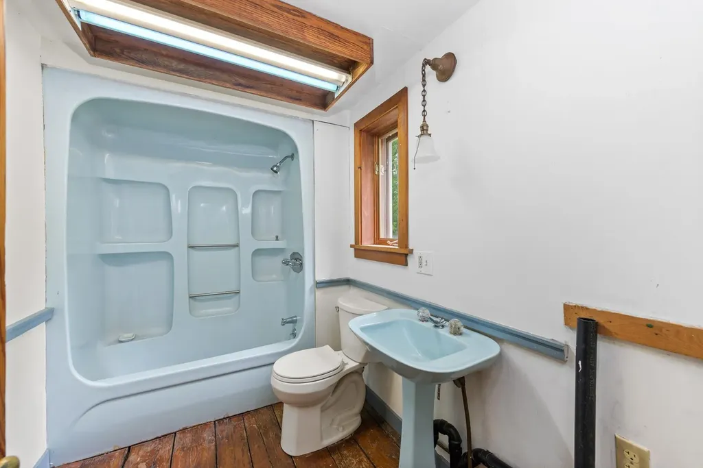 2834 Nh Route 175 Thornton NH 03285