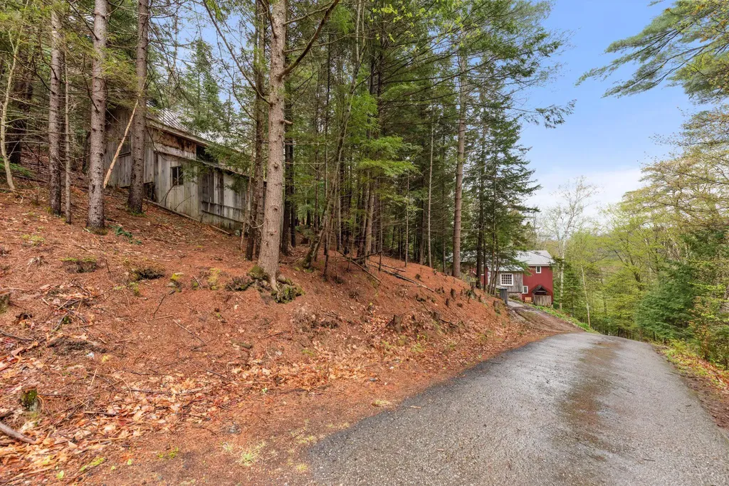 2834 Nh Route 175 Thornton NH 03285