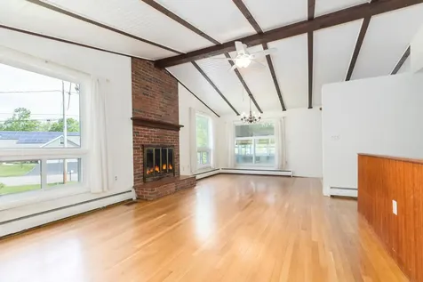 18 Riverdale Avenue Dover NH 03820