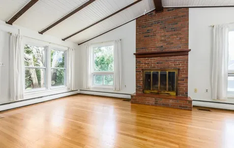 18 Riverdale Avenue Dover NH 03820