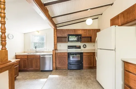 18 Riverdale Avenue Dover NH 03820