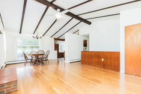 18 Riverdale Avenue Dover NH 03820