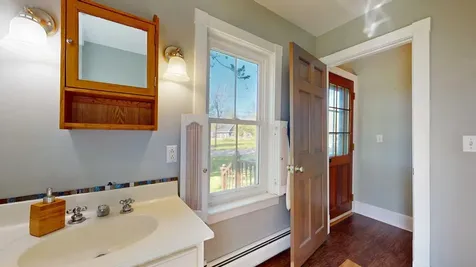 825 South End Road North Hero VT 05457