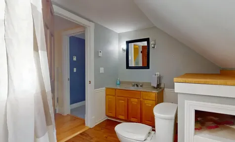 825 South End Road North Hero VT 05457