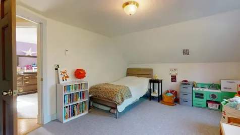 825 South End Road North Hero VT 05457