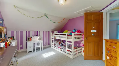 825 South End Road North Hero VT 05457