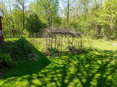 825 South End Road North Hero VT 05457