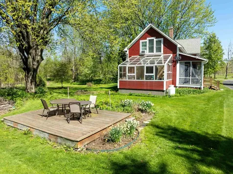 825 South End Road North Hero VT 05457