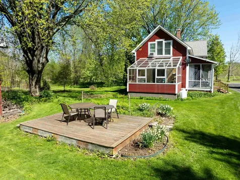 825 South End Road North Hero VT 05457