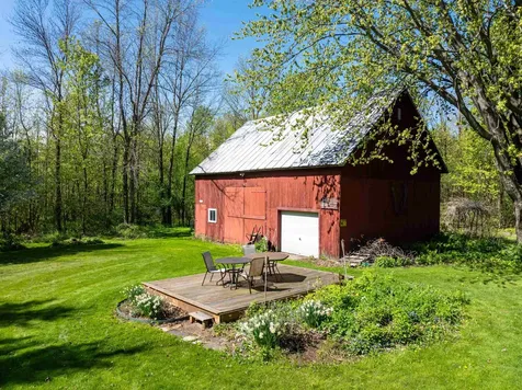 825 South End Road North Hero VT 05457