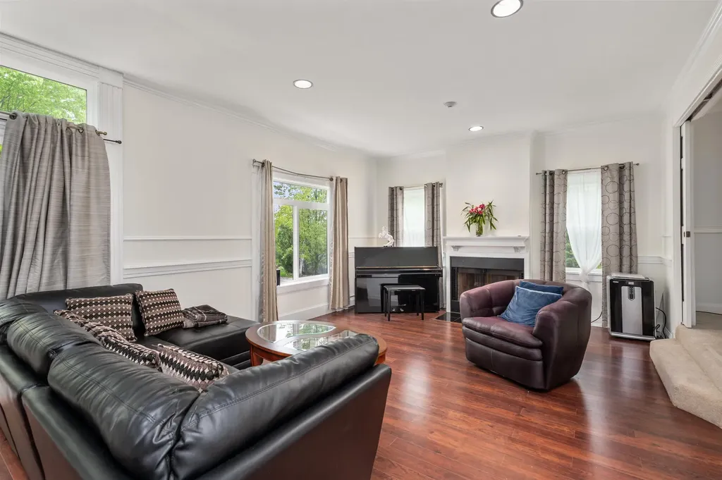 12 Drew Lane Laconia NH 03246