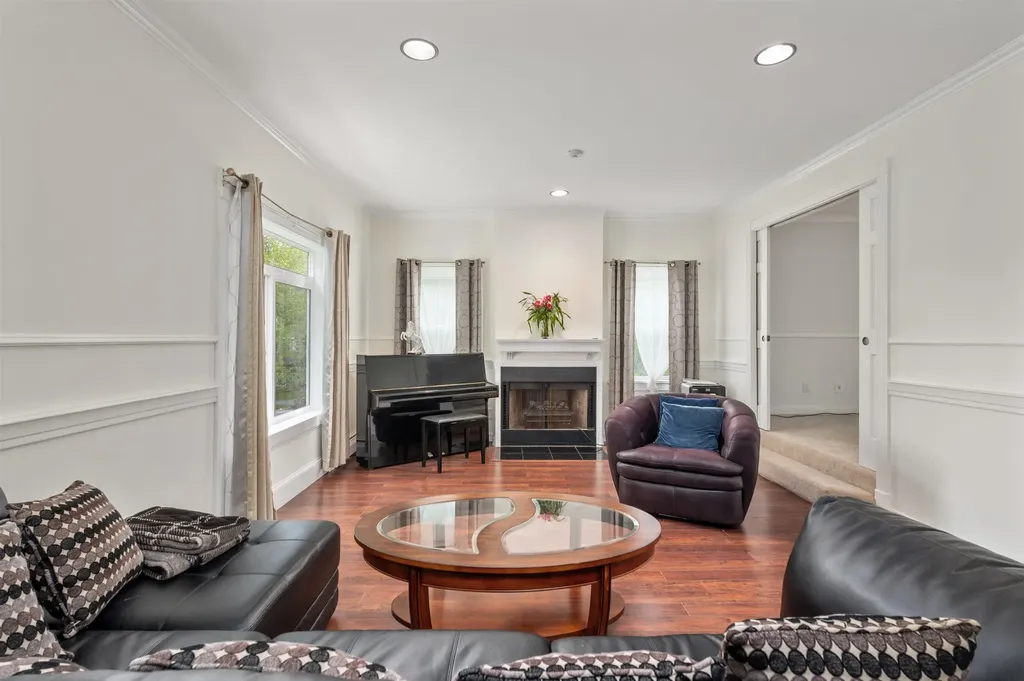 12 Drew Lane Laconia NH 03246