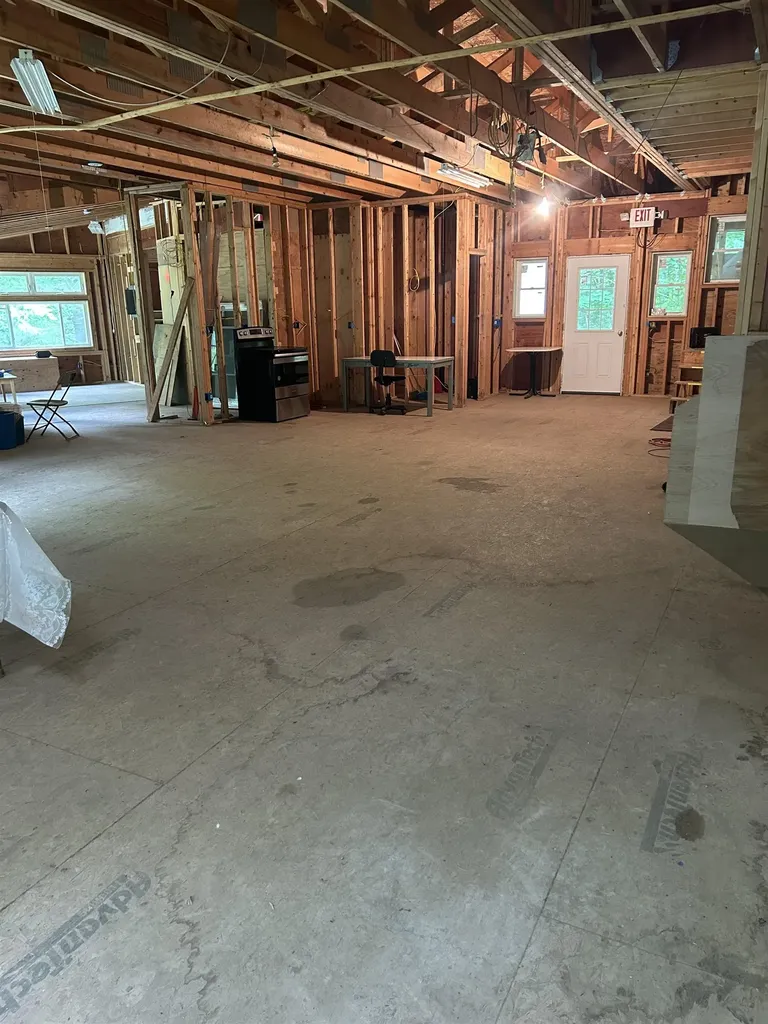 319 W Lake Road Fitzwilliam NH 03447