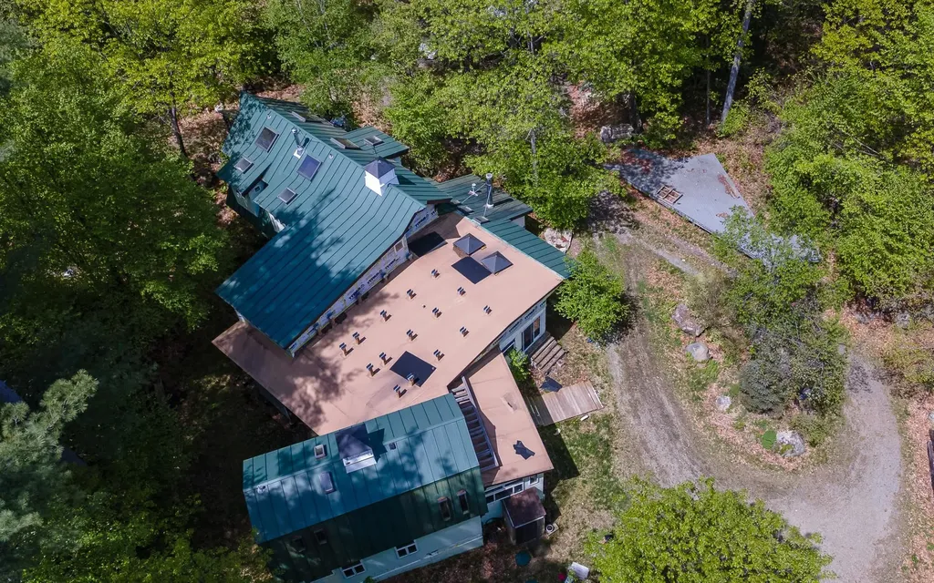 319 W Lake Road Fitzwilliam NH 03447