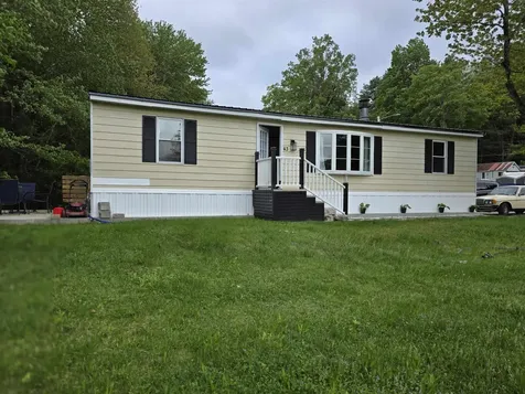 43 Schult Street Keene NH 03431