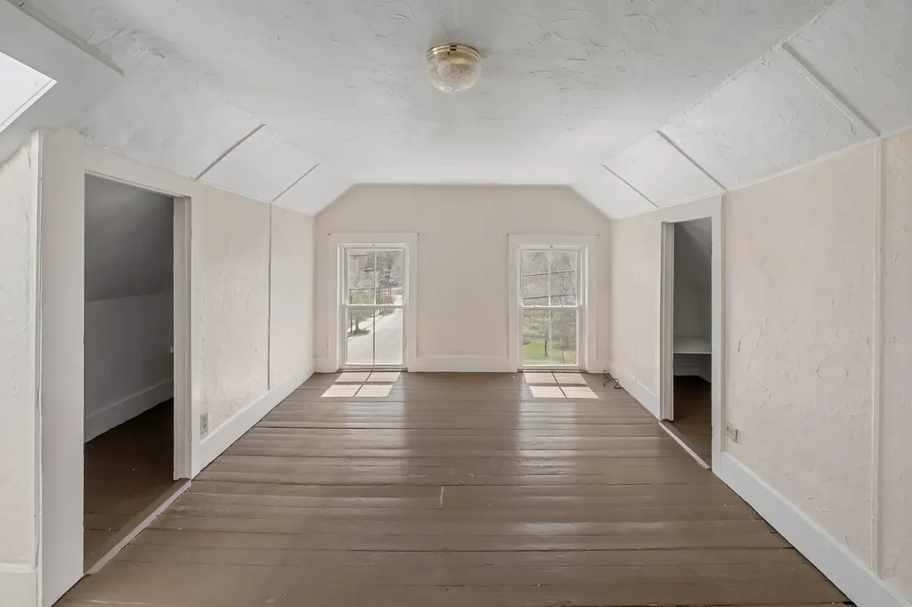 39 Main Street Plainfield VT 05667