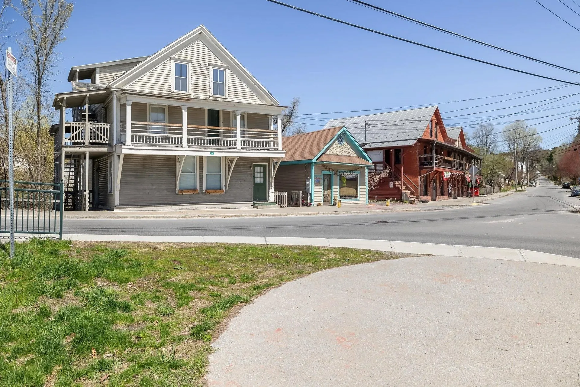 39 Main Street Plainfield VT 05667