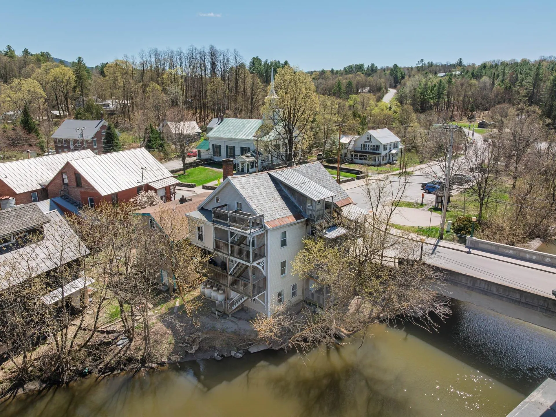 39 Main Street Plainfield VT 05667