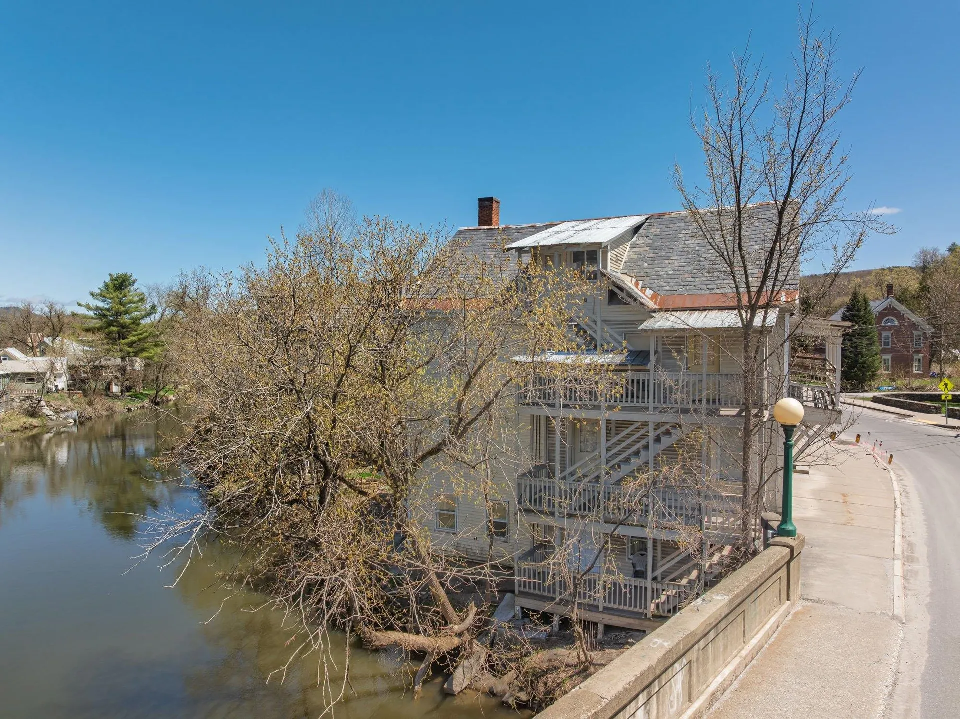 39 Main Street Plainfield VT 05667