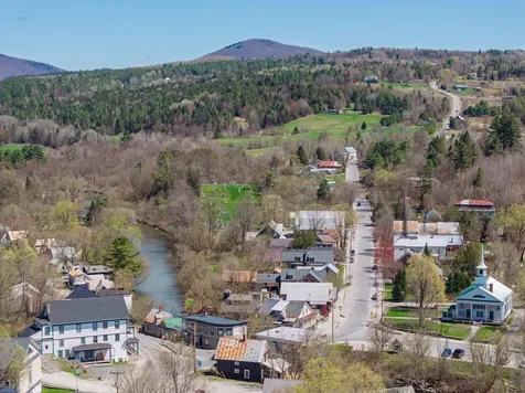 39 Main Street Plainfield VT 05667