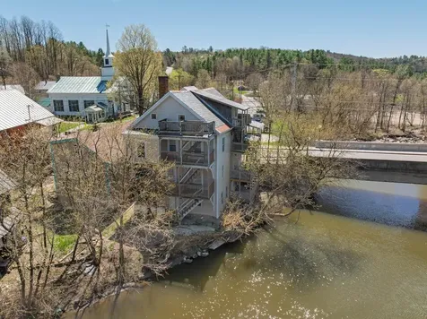 39 Main Street Plainfield VT 05667