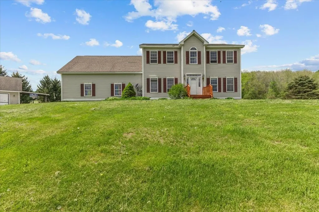 570 Slattery Road Fletcher VT 05448