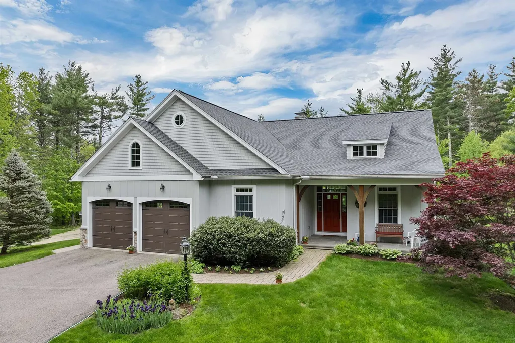 138 Oak Hill Road Barrington NH 03825