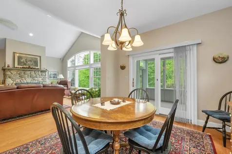 138 Oak Hill Road Barrington NH 03825