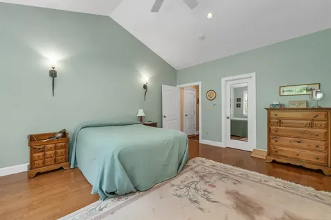 138 Oak Hill Road Barrington NH 03825