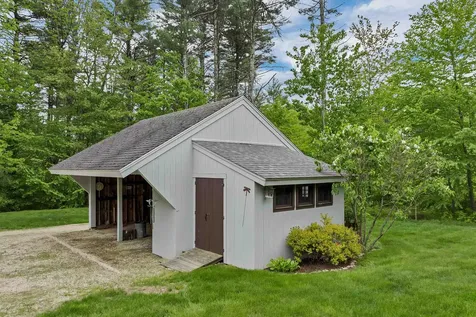 138 Oak Hill Road Barrington NH 03825