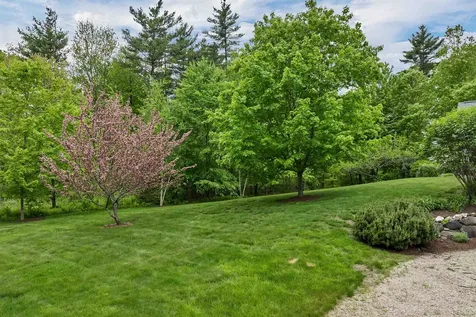 138 Oak Hill Road Barrington NH 03825