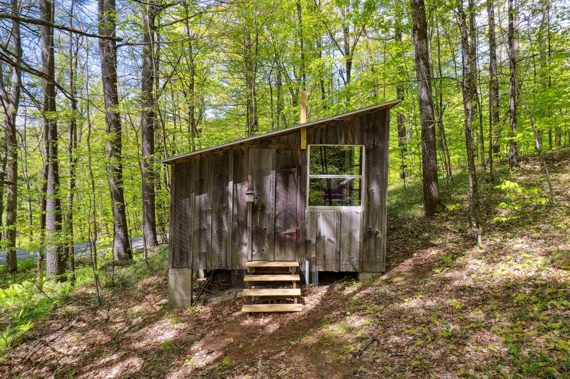 1176 Cross Road Strafford VT 05070