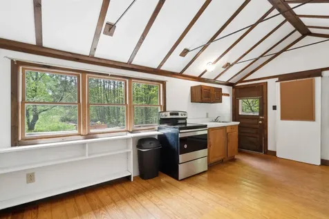 1176 Cross Road Strafford VT 05070