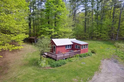 1176 Cross Road Strafford VT 05070