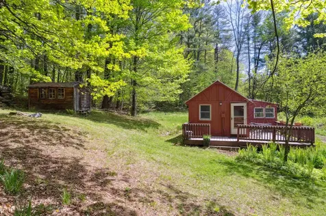 1176 Cross Road Strafford VT 05070