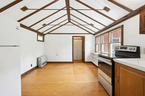 1176 Cross Road Strafford VT 05070