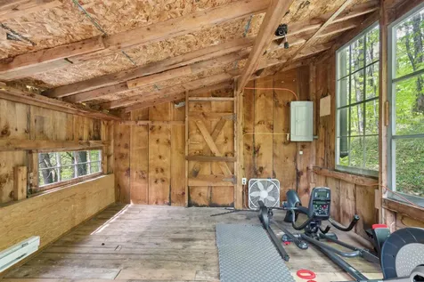 1176 Cross Road Strafford VT 05070