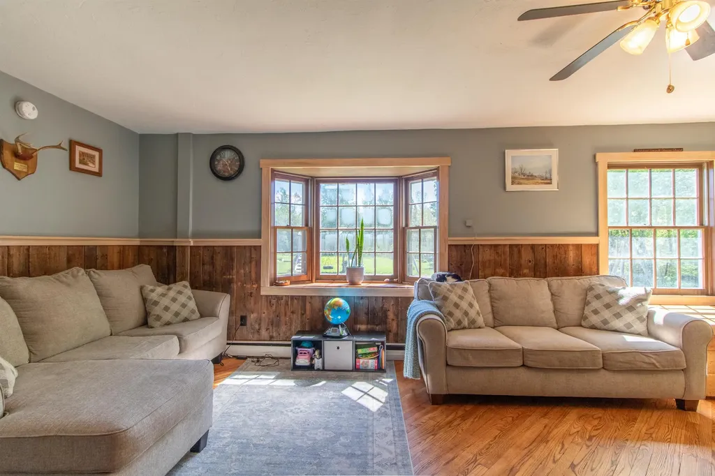 174 Andrews Road Holland VT 05830