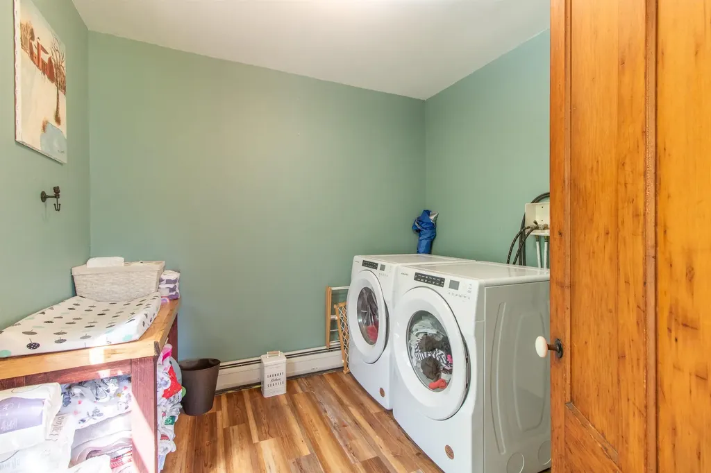 174 Andrews Road Holland VT 05830