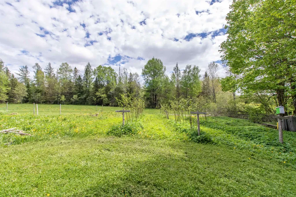 174 Andrews Road Holland VT 05830