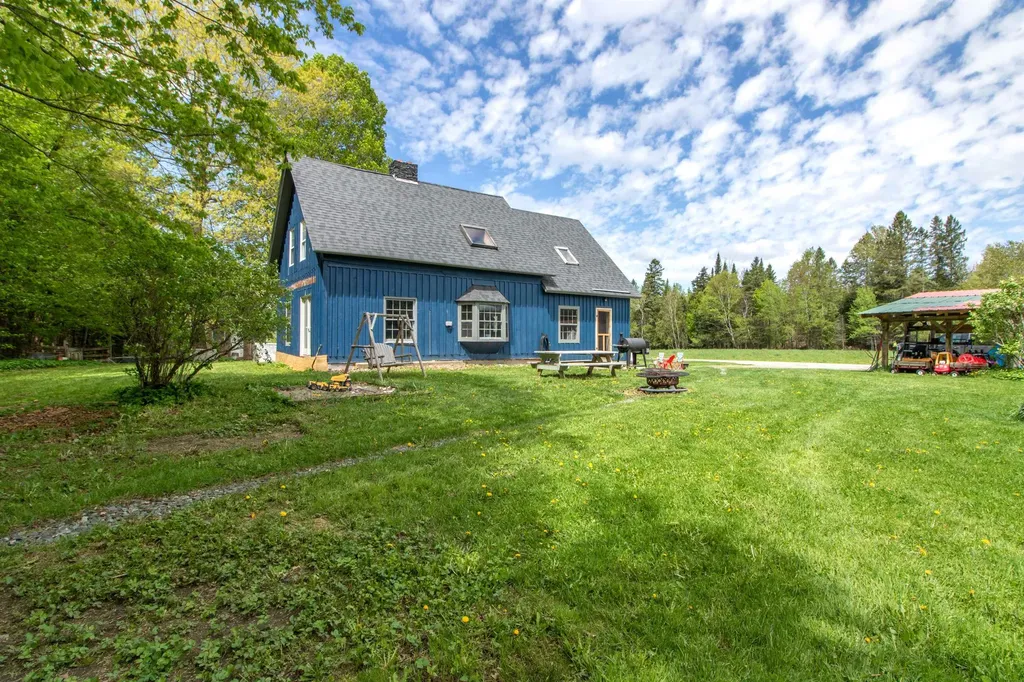 174 Andrews Road Holland VT 05830