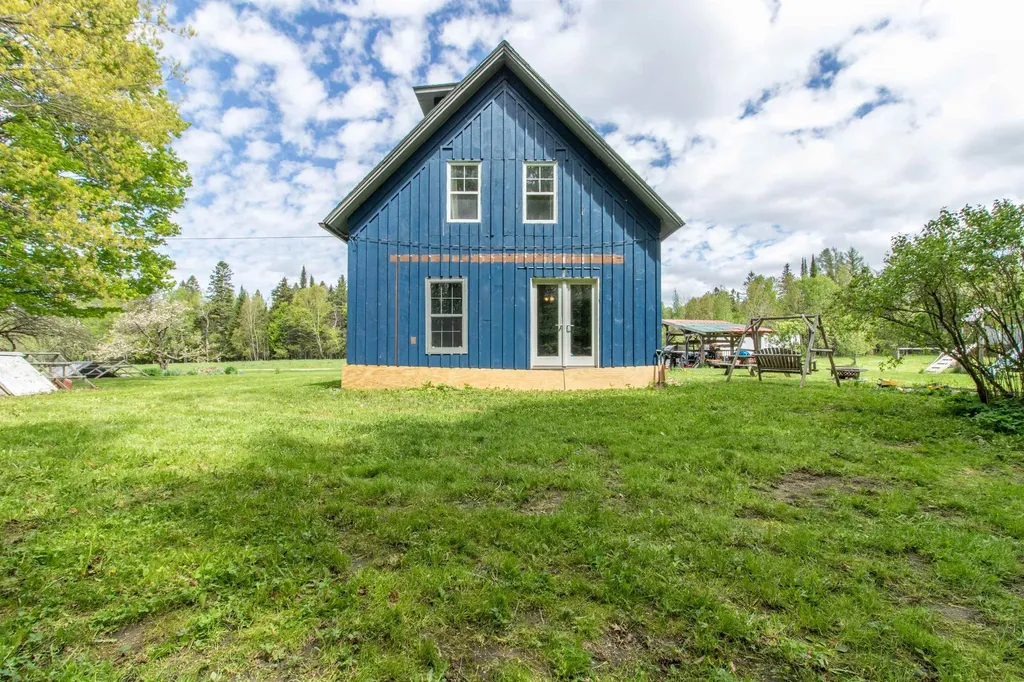 174 Andrews Road Holland VT 05830